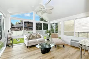 3835 Huntington Blvd, Hoffman Estates, IL 60192 - Photo 14