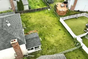 3835 Huntington Blvd, Hoffman Estates, IL 60192 - Photo 30