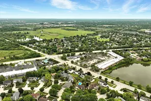 3835 Huntington Blvd, Hoffman Estates, IL 60192 - Photo 34