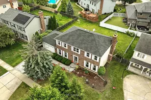 3835 Huntington Blvd, Hoffman Estates, IL 60192 - Photo 26