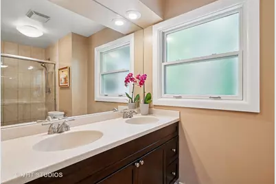 1239 Cambridge Court, Highland Park, IL 60035 - Photo 20