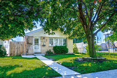 7707 Mobile Avenue, Burbank, IL 60459 - Photo 2