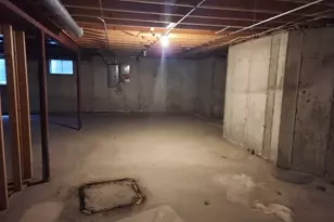 29 Cunningham Ln, Park Forest, IL 60466 - Photo 8