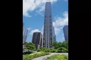 451 E Grand Ave, Chicago, IL 60611 - Photo 32