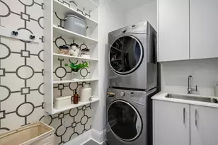 451 E Grand Ave, Chicago, IL 60611 - Photo 26