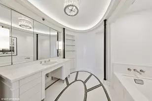 2120 N Lincoln Park W, Chicago, IL 60614 - Photo 20