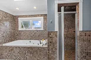 2925 N 74th Ct, Elmwood Park, IL 60707 - Photo 14