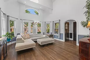 2925 N 74th Ct, Elmwood Park, IL 60707 - Photo 2