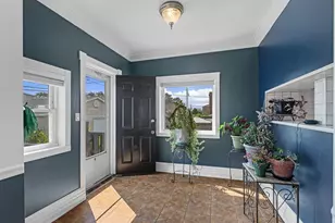 2925 N 74th Ct, Elmwood Park, IL 60707 - Photo 10