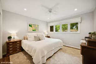 240 Riverside Dr, Northfield, IL 60093 - Photo 28