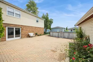 6614 Kane Ave, Hodgkins, IL 60525 - Photo 24