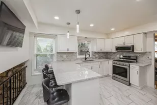 6614 Kane Ave, Hodgkins, IL 60525 - Photo 6