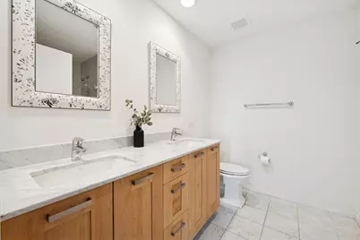 240 E Illinois Street #1605, Chicago, IL 60611 - Photo 20