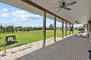 41W072 Bowes Rd, Elgin, IL 60124 - Photo 4