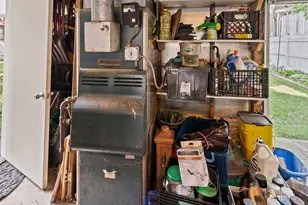 9330 S 50th Ave, Oak Lawn, IL 60453 - Photo 24