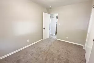 15741 Finch Ave, Harvey, IL 60426 - Photo 6