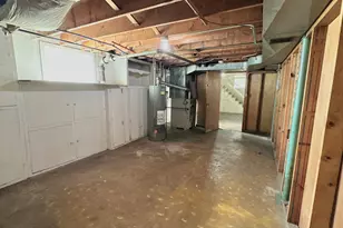 15741 Finch Ave, Harvey, IL 60426 - Photo 10