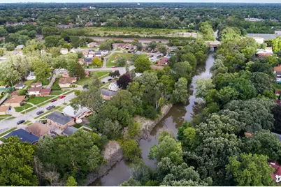 320 Streamside Drive, Harvey, IL 60426 - Photo 6