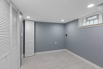 320 Streamside Drive, Harvey, IL 60426 - Photo 16