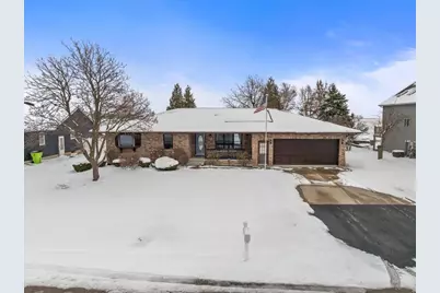 605 Morningside Drive, Chenoa, IL 61726 - Photo 2