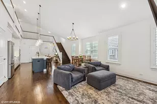 5531 Barton Ln, Hinsdale, IL 60521 - Photo 10