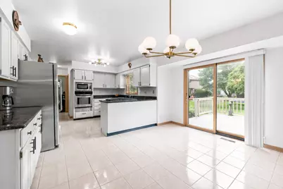 484 Blodgett Court, Naperville, IL 60565 - Photo 10