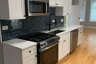 1303 W Flournoy St, Chicago, IL 60607 - Photo 4