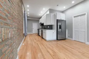 1303 W Flournoy St, Chicago, IL 60607 - Photo 8