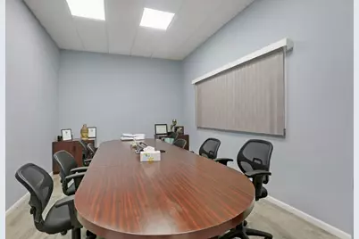 3720 Hawthorne Court, Waukegan, IL 60087 - Photo 2