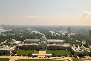 1700 E 56th St, Chicago, IL 60637 - Photo 4