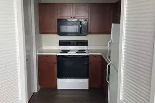 1700 E 56th St, Chicago, IL 60637 - Photo 10