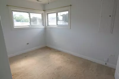 9246 S 49th Avenue, Oak Lawn, IL 60453 - Photo 10