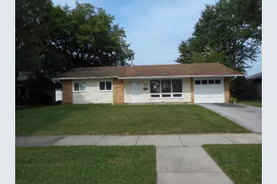 1860 Ashley Road, Hoffman Estates, IL 60169 - Photo 1