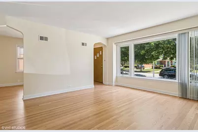 6334 N Kildare Avenue, Chicago, IL 60646 - Photo 2