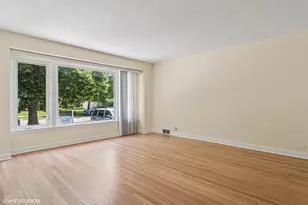 6334 N Kildare Ave, Chicago, IL 60646 - Photo 4