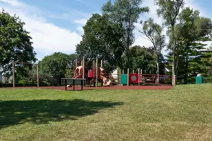 1325 Fairfax Ln, Buffalo Grove, IL 60089 - Photo 34