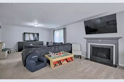 1596 Kirkwood Drive, Geneva, IL 60134 - Photo 10