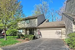 1596 Kirkwood Dr, Geneva, IL 60134 - Photo 1