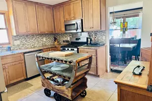 508 Haines Blvd, Champaign, IL 61820 - Photo 8