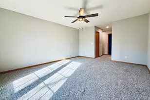 405 Wesley Ave, Savoy, IL 61874 - Photo 162