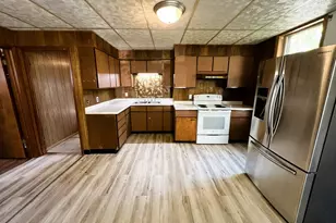 123 W Waupansie St, Dwight, IL 60420 - Photo 4