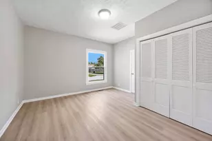 722 E Madison Ave, Chrisman, IL 61924 - Photo 14