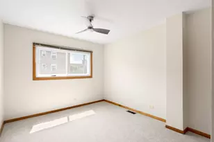 4044 N Paulina St, Chicago, IL 60613 - Photo 14