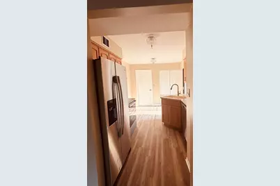 325 Shadowbend Drive, Wheeling, IL 60090 - Photo 8