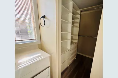 325 Shadowbend Drive, Wheeling, IL 60090 - Photo 18