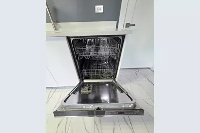 2111 Chestnut Street #245, Glenview, IL 60025 - Photo 8