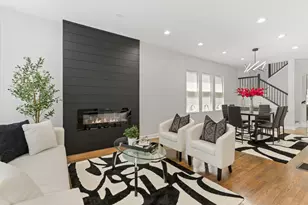 8746 S Wood St, Chicago, IL 60620 - Photo 4