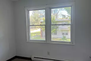 1209 39th Ave, Rockford, IL 61109 - Photo 14