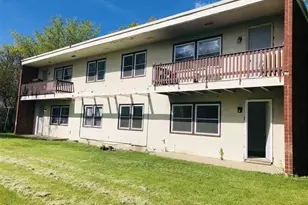 1209 39th Ave, Rockford, IL 61109 - Photo 2