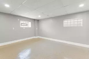 9230 S Elizabeth St, Chicago, IL 60620 - Photo 30